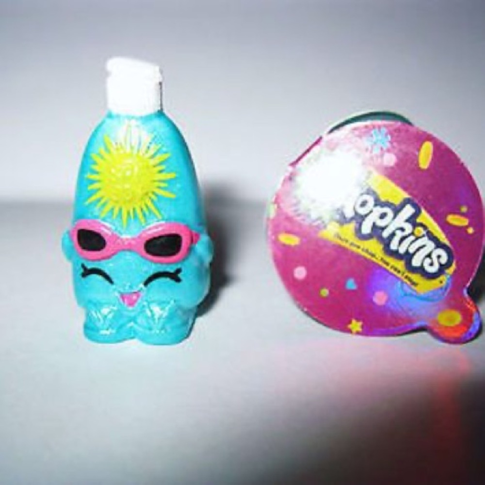 ISO (IN SEARCH OF) Sunny Screen Season 1 Limited Edition Shopkin!